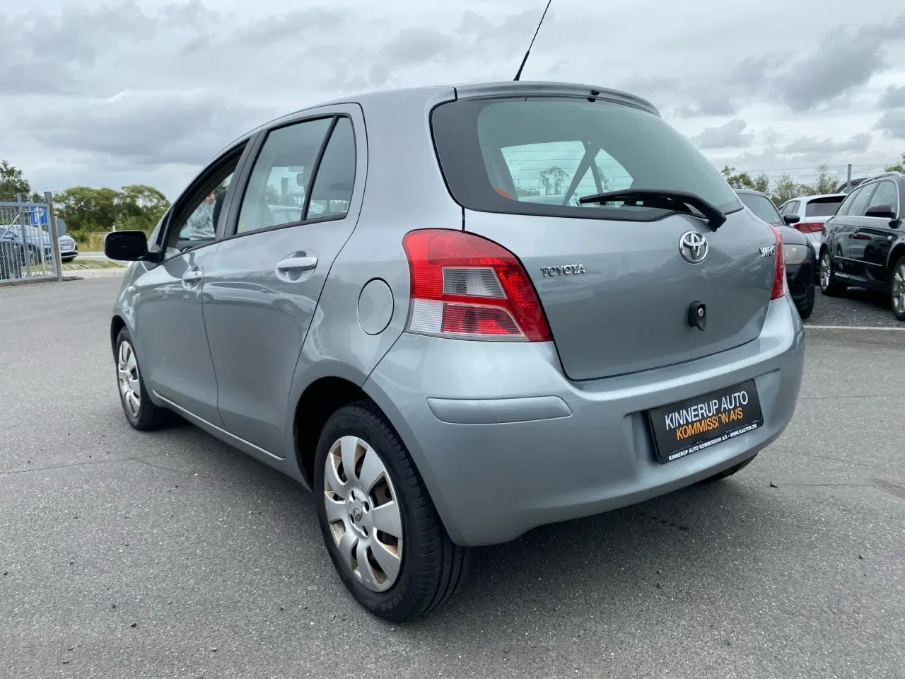 Billede 5 - Toyota Yaris 1,3 VVT-I T3 100HK 5d 6g