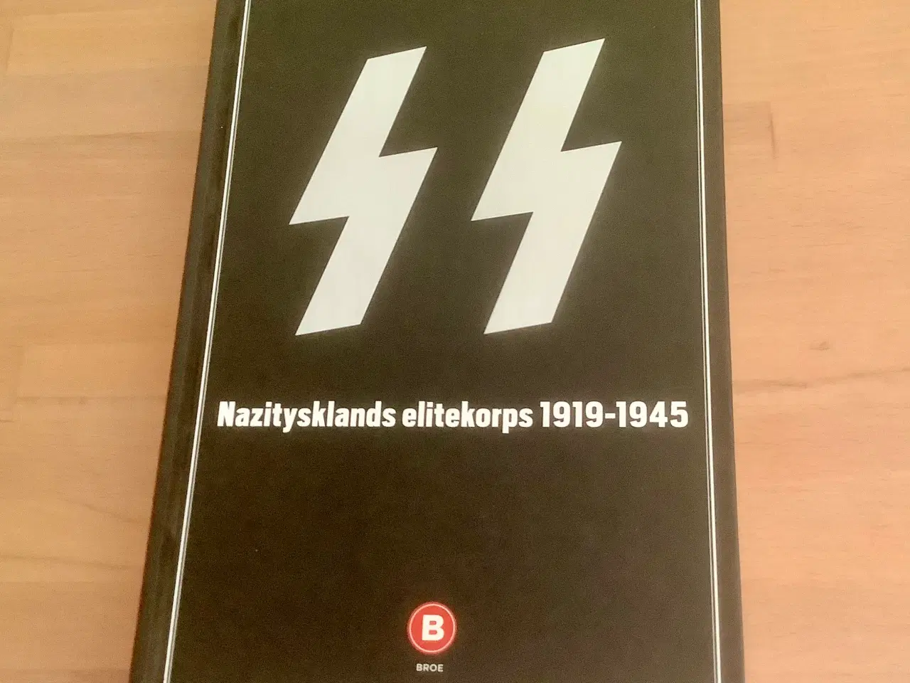 Billede 1 - Nazitysklands elitekorps 1919-1945.
