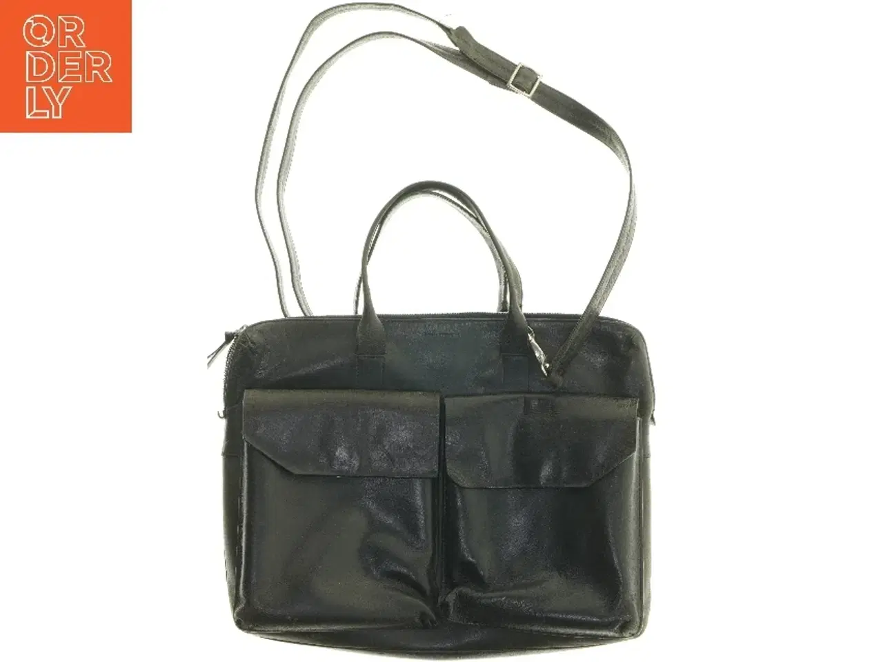 Billede 1 - Sort læder taske med skulderrem fra Royal Republio (str. 35x43,5 cm)