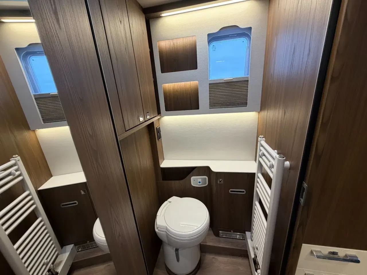 Billede 17 - Hymer B-MC I890 2,2 CDi Masterline aut.