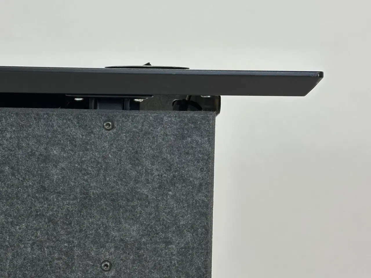 Billede 4 - Hæve-/sænkebord 180x80 - Linak