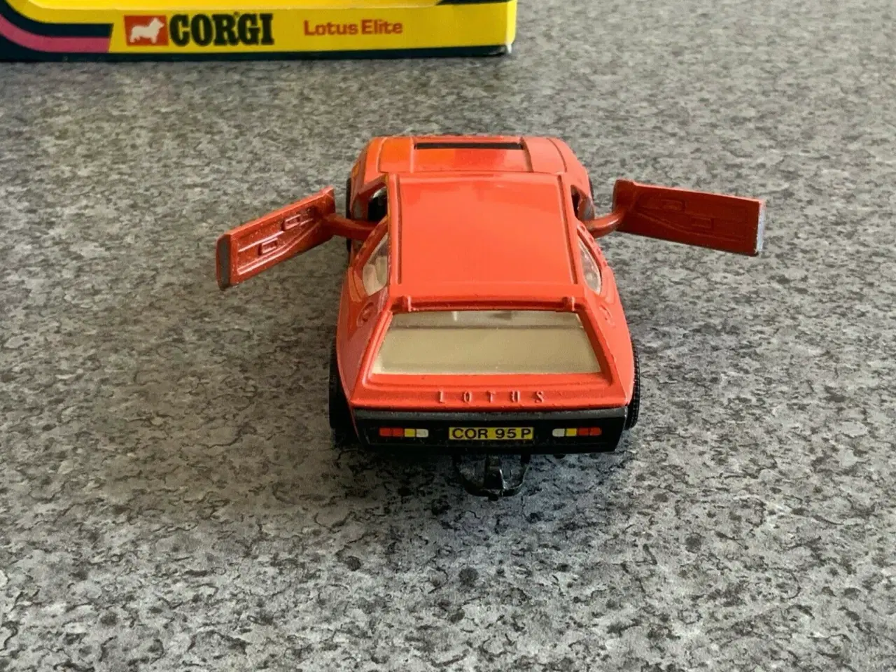 Billede 3 -  Corgi Toys No. 315 Lotus Elite, scale 1:36