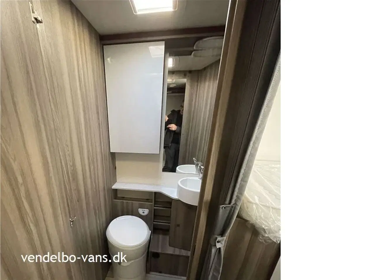 Billede 12 - 2026 - Rollerteam Kronos 284TL Selekt   Enkeltsenge - stor garage - automatgear