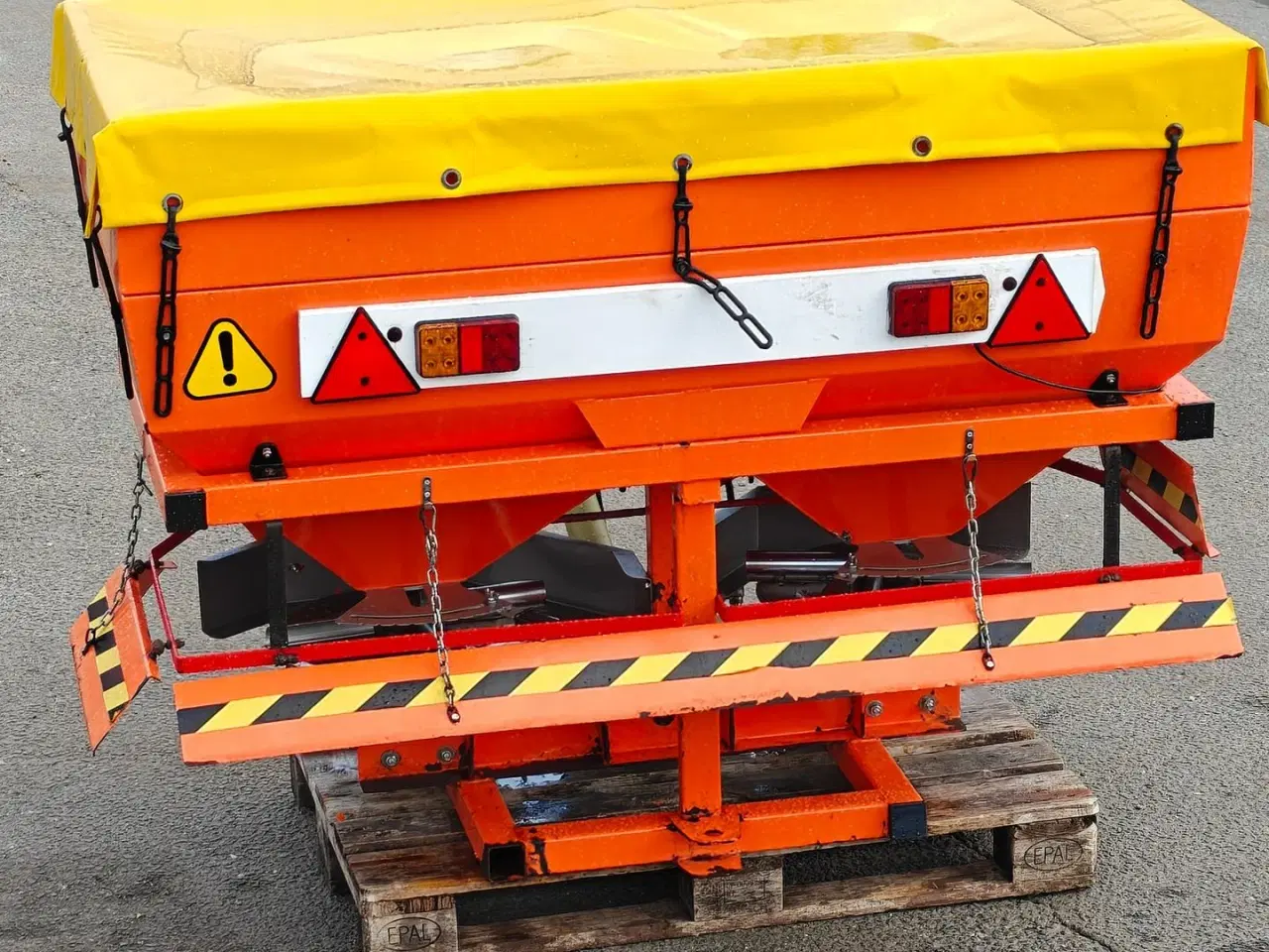 Billede 3 - GRASS-ROL Centrifugal spreder til Salt og Gødning