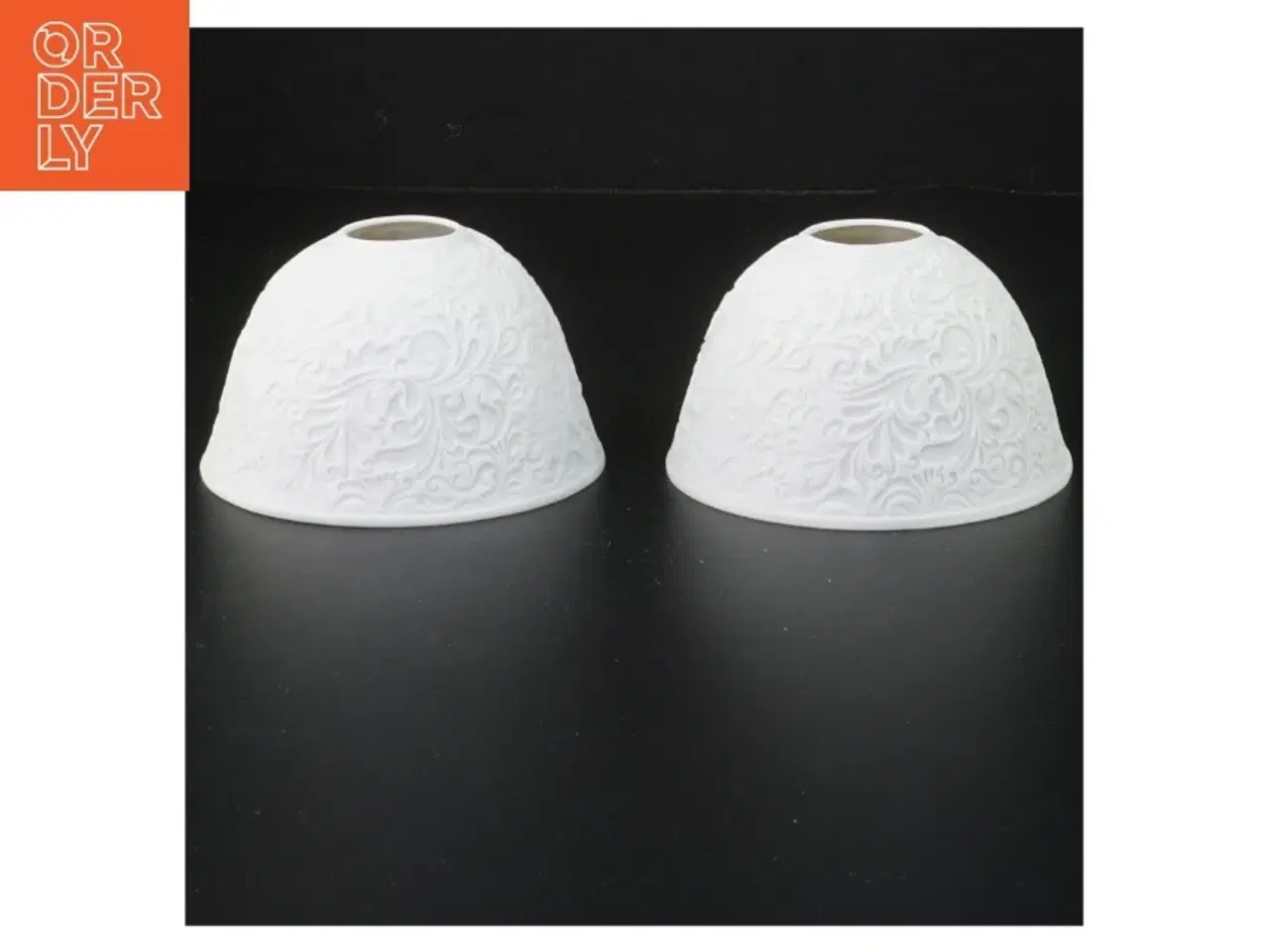 Billede 3 - Lyshuse i porcelæn (str. Ø. 12 cm. 2 styk)