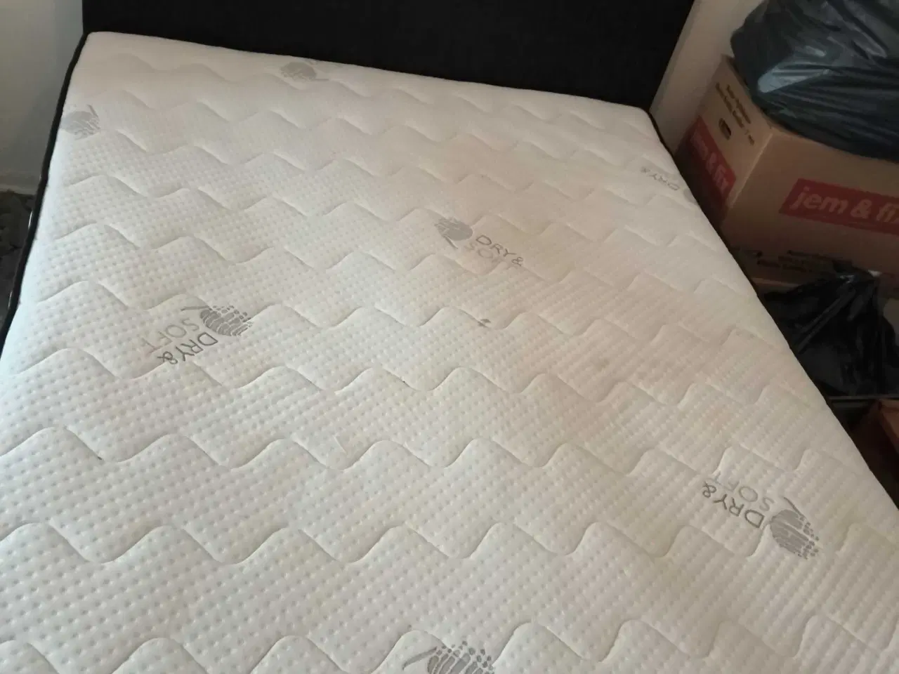 Billede 18 - Møbler sælges fra flytte lejlighed 