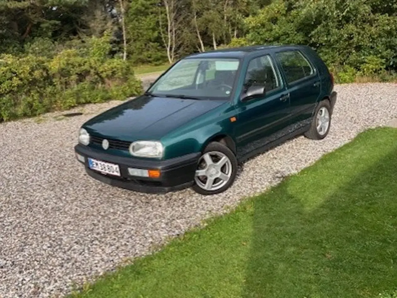 Billede 1 - Flot 5 dørs VW Golf 3, 1,8 l m/aut.gear fra 1995
