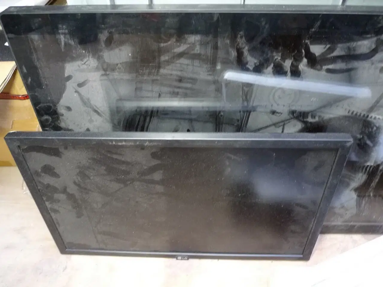 Billede 4 - 3 stk. monitor til f.eks. fotos, m/fjernbetjening 54cm, 54cm og 80cm