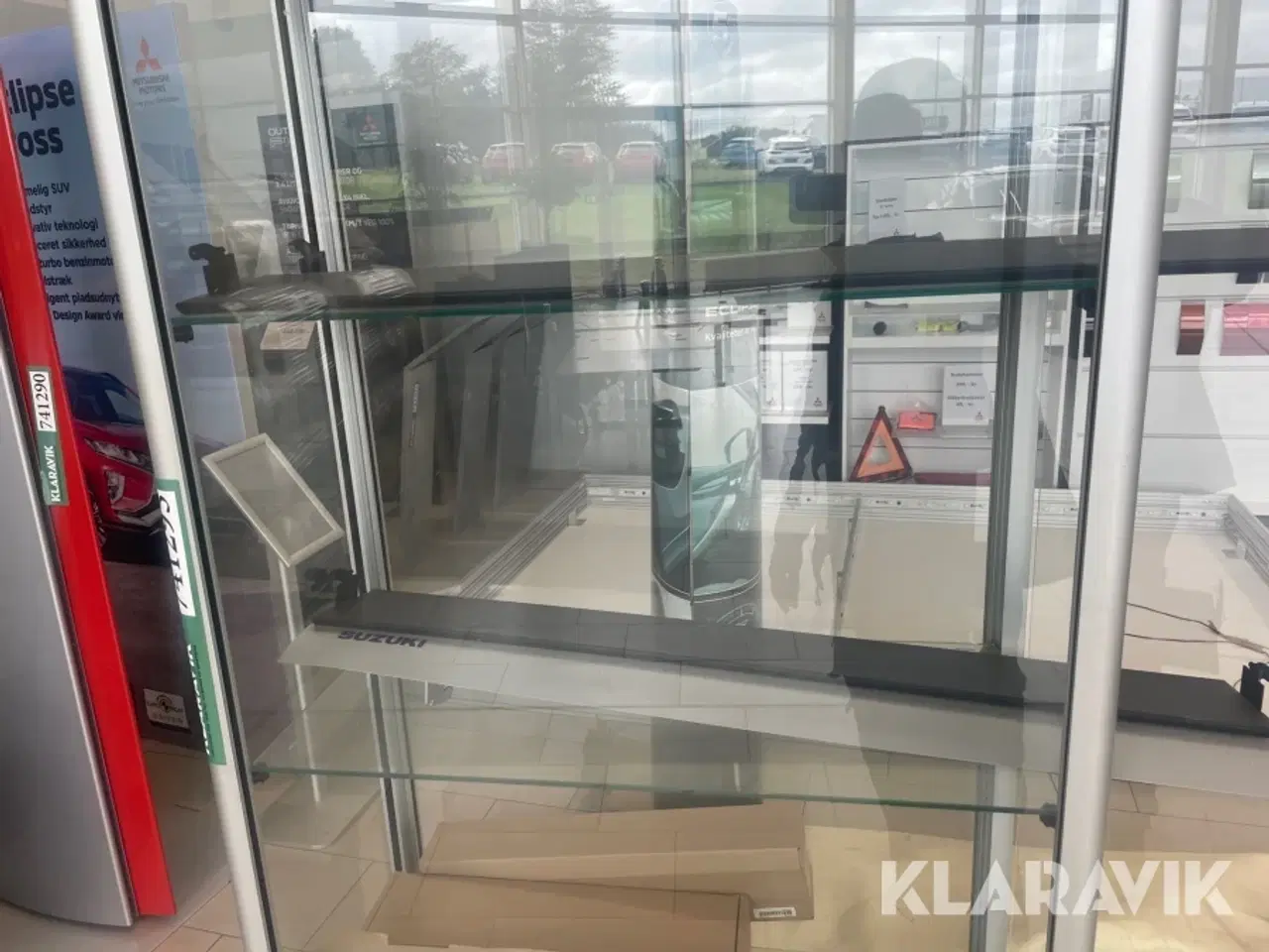 Billede 11 - Glas skab