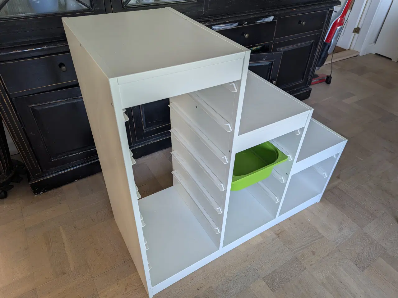 Billede 2 - Reol - trappereol TROFAST fra Ikea. Hvid