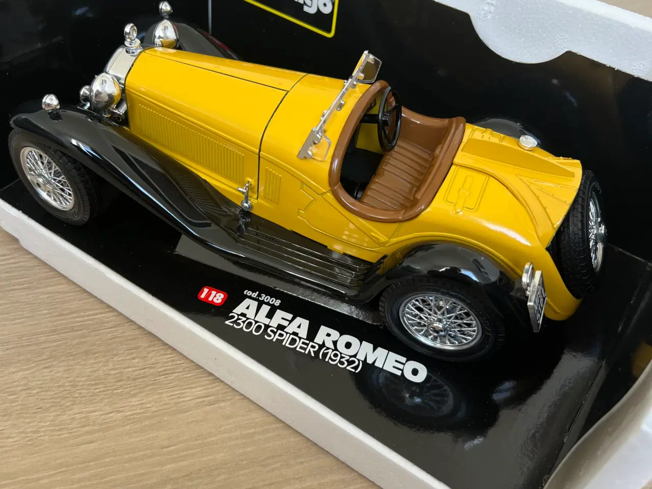 Billede 3 - Bburago Alfa Romeo 2300 Spider 1932