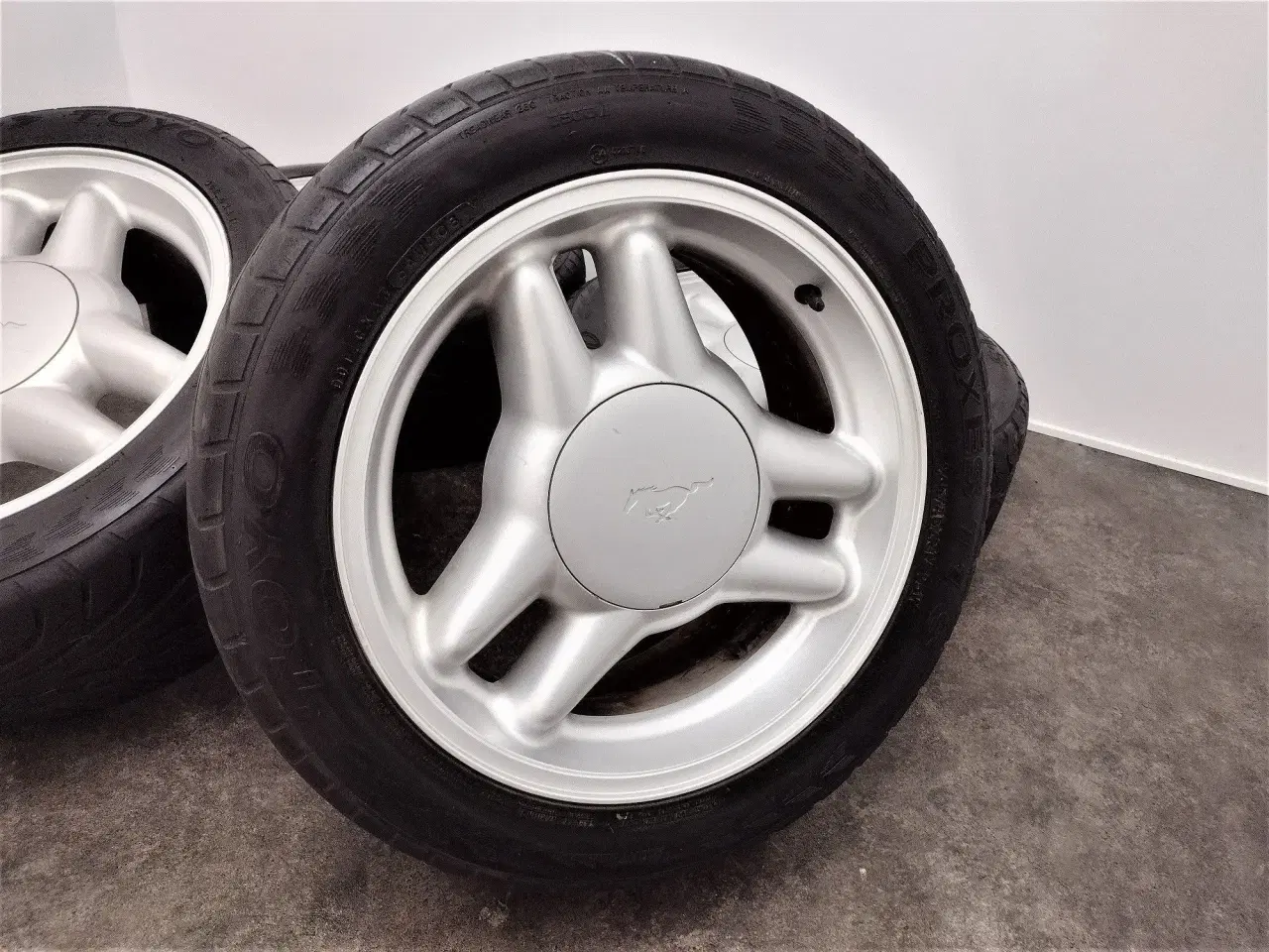 Billede 6 - 5x114,3 17" ET30 Ford Mustang sommersæt