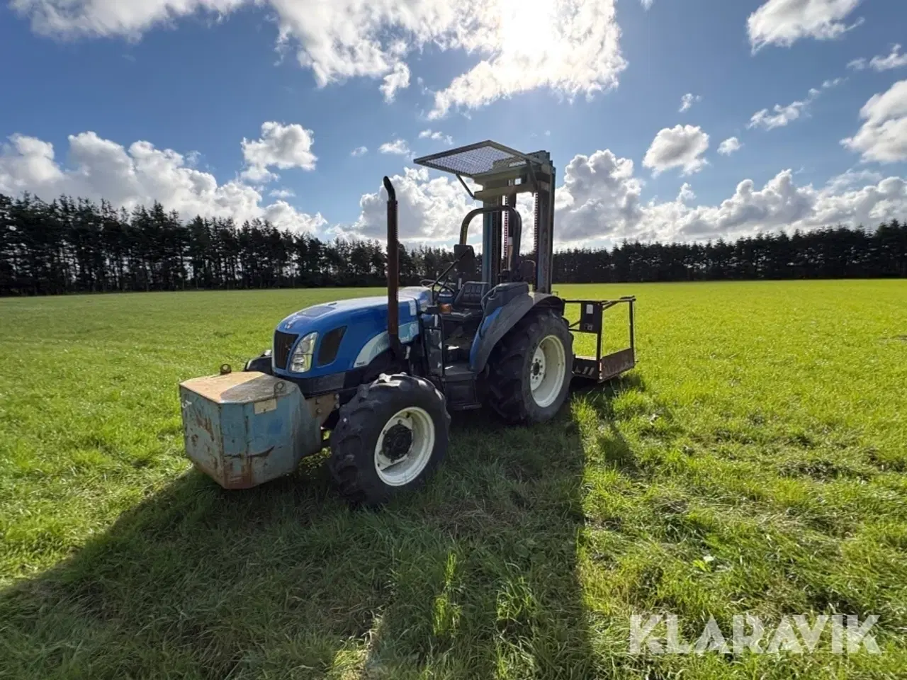 Billede 1 - Traktor New Holland Tn60a med person lift tårn