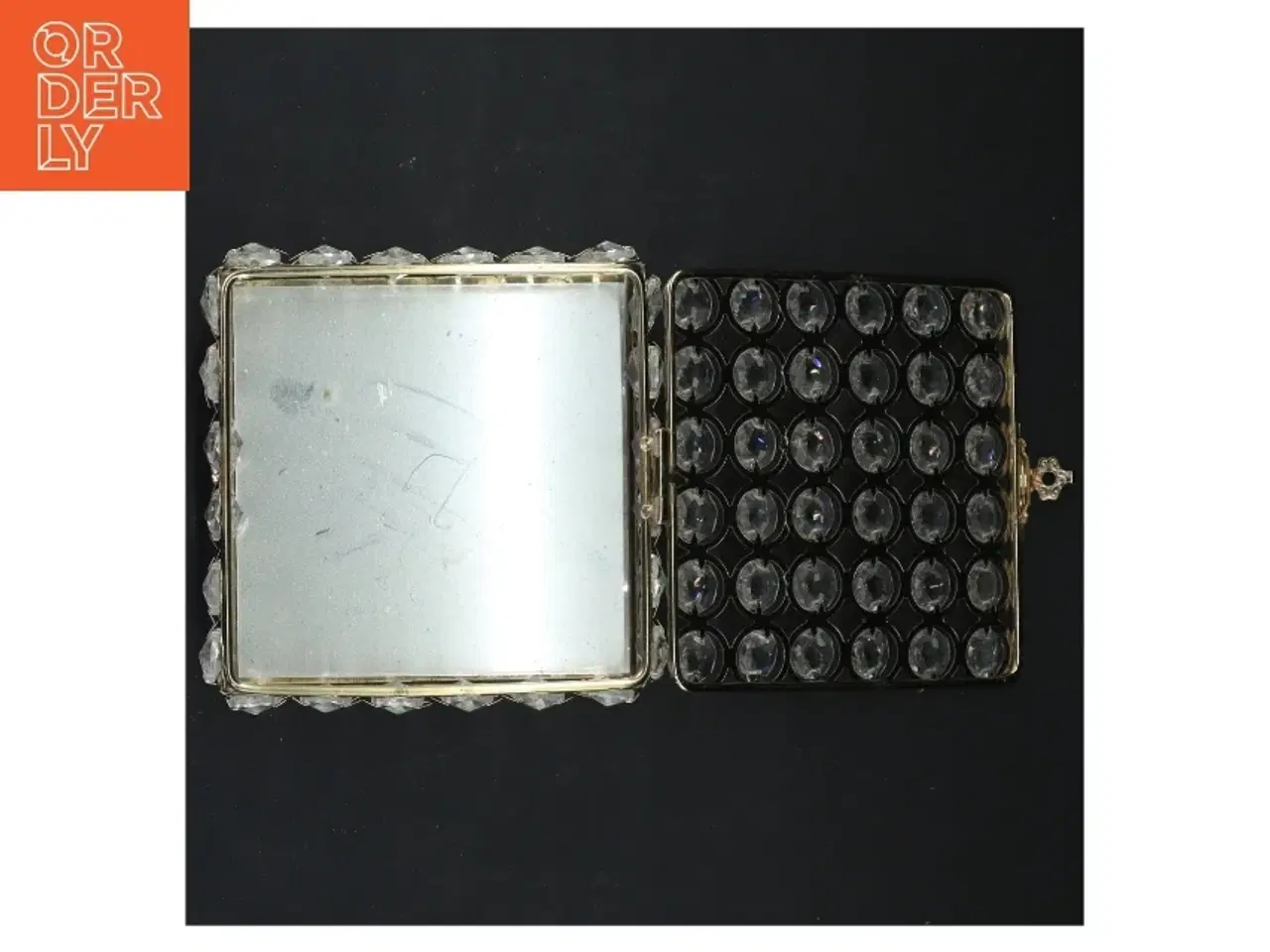 Billede 3 - Dekorativ skrin med klare sten og gylden ramme (str. 13x13x6 cm)