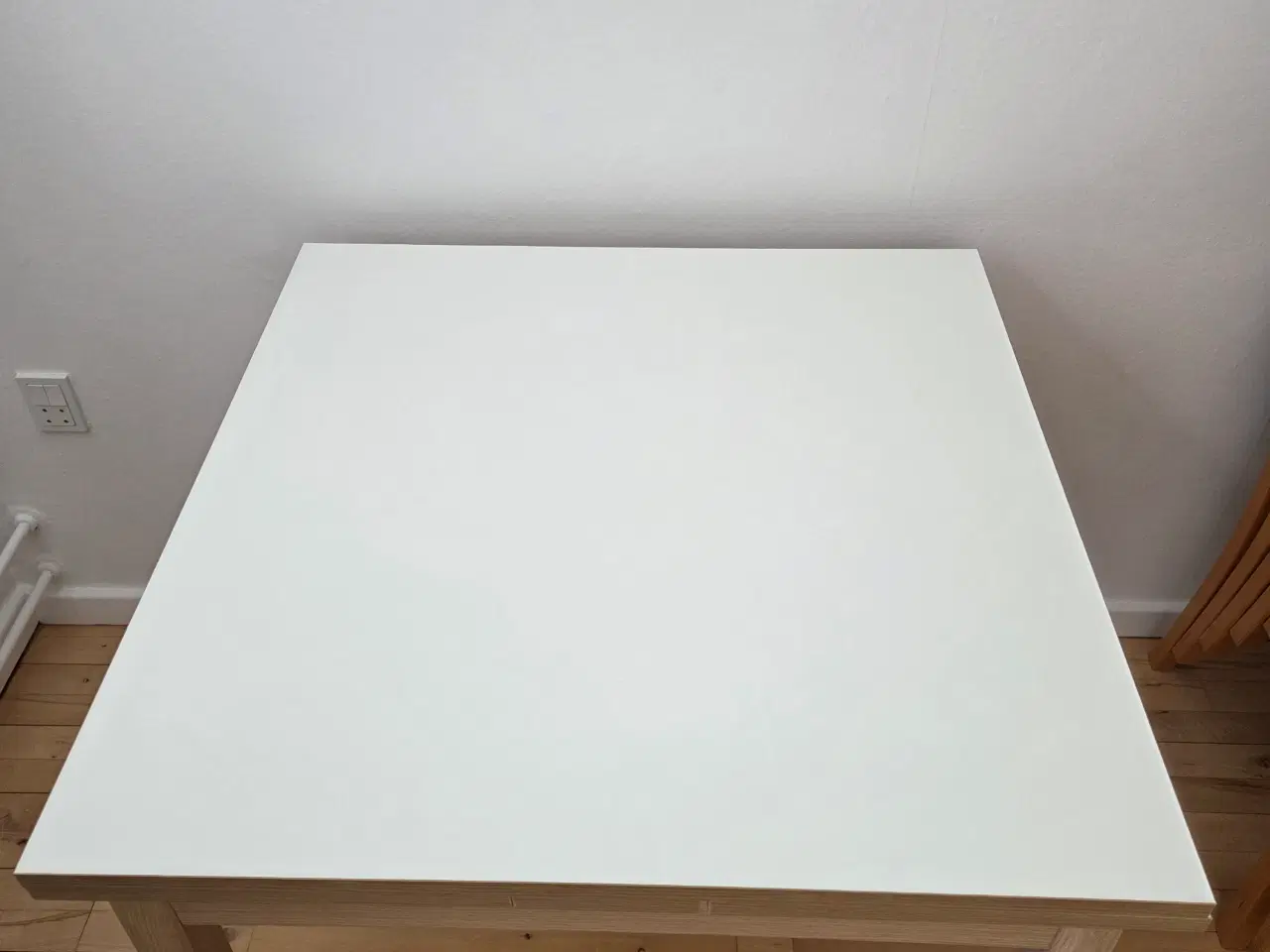 Billede 3 - SPISEBORD MED HOLLANDSK UDTRÆK