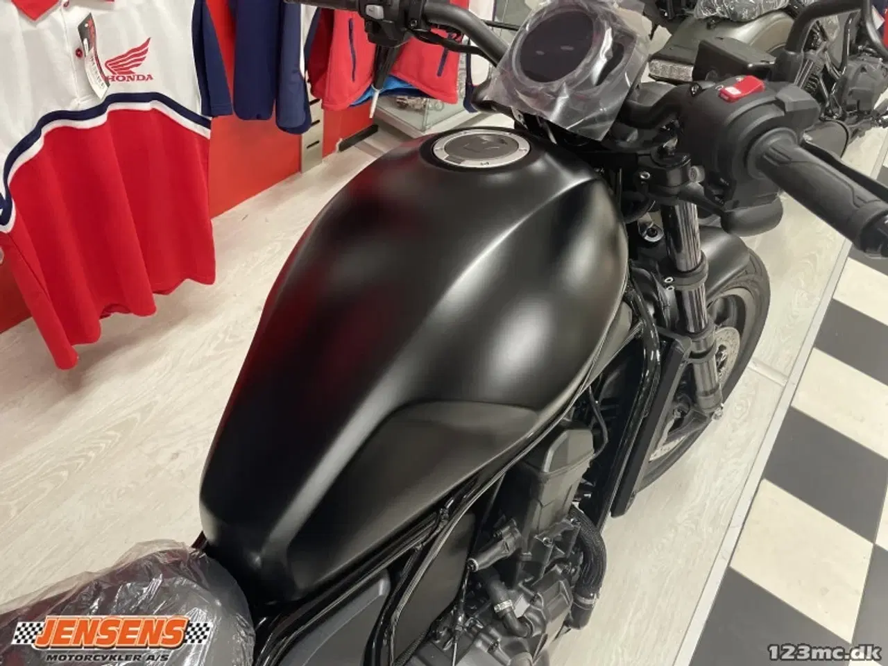Billede 2 - Honda CMX 1100 Rebel Special eddition matsort eneste i dk