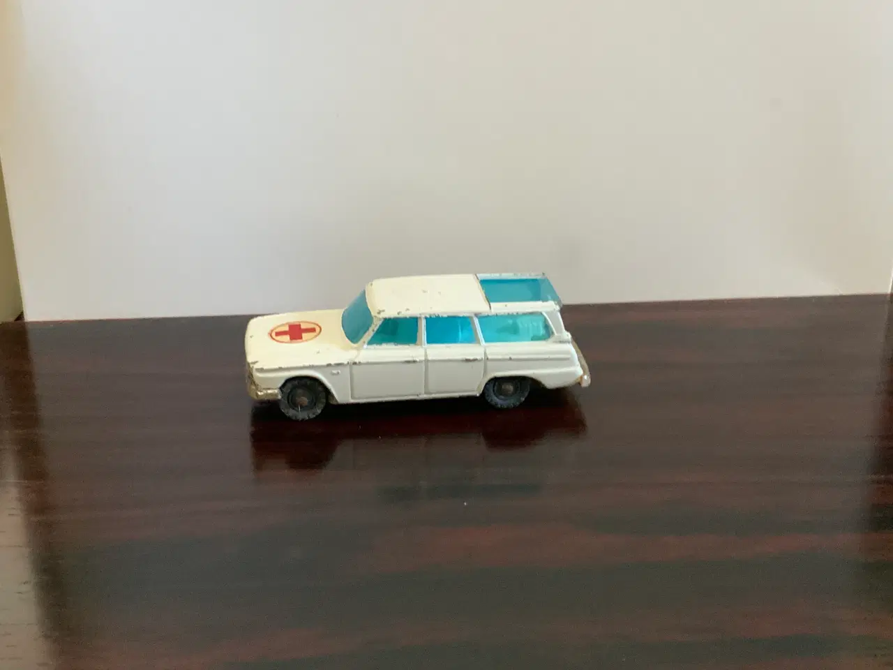 Billede 1 - Husky Studebaker Wagonaire Ambulance Station Car