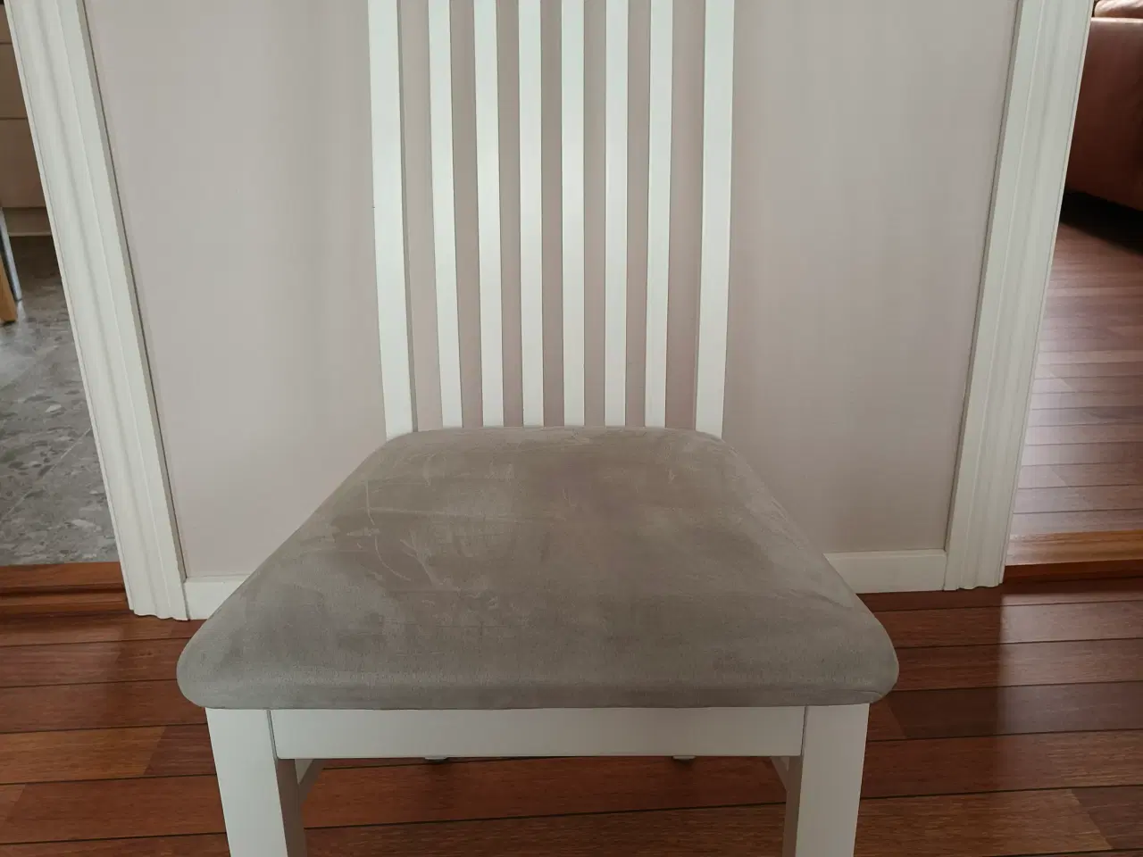 Billede 5 - Lang bord med stole til spisestue