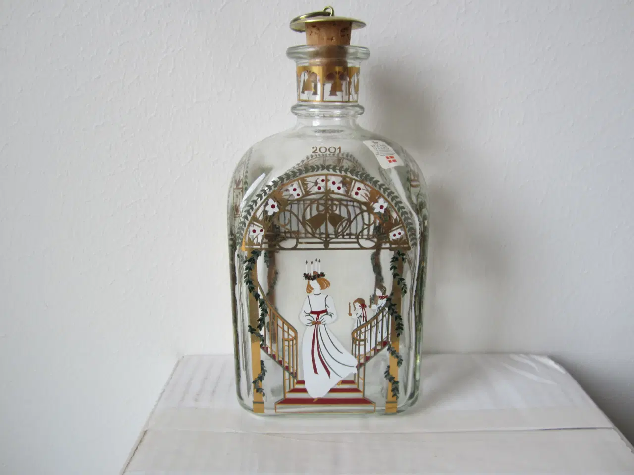 Billede 1 - Holmegaard juleflaske 2001 + 2 glas