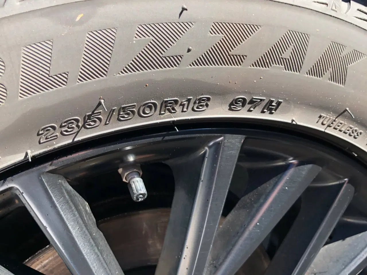 Billede 3 - Alufælge med vinterdæk