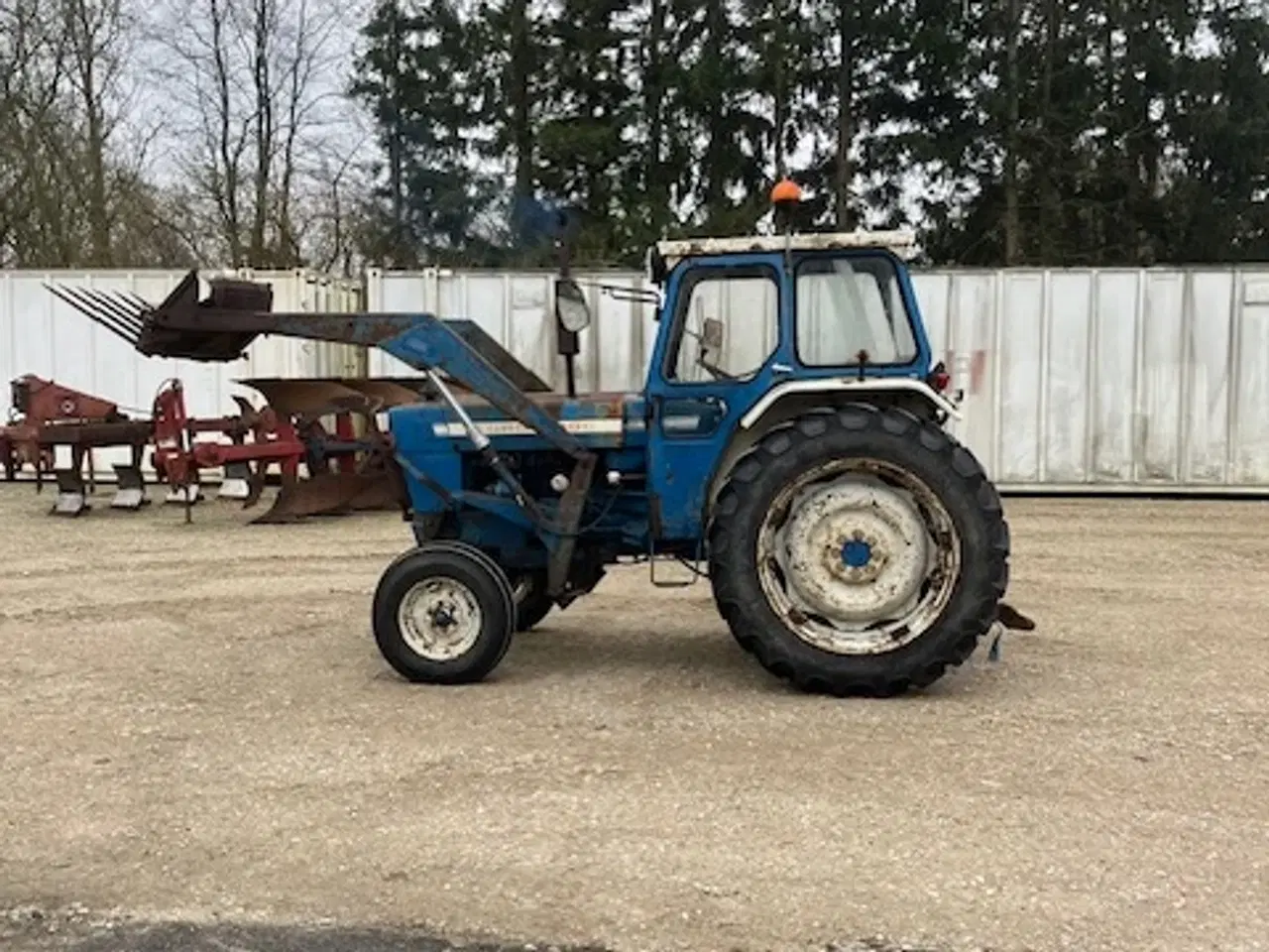 Billede 2 - Ford 5000 traktor med frontlæsser