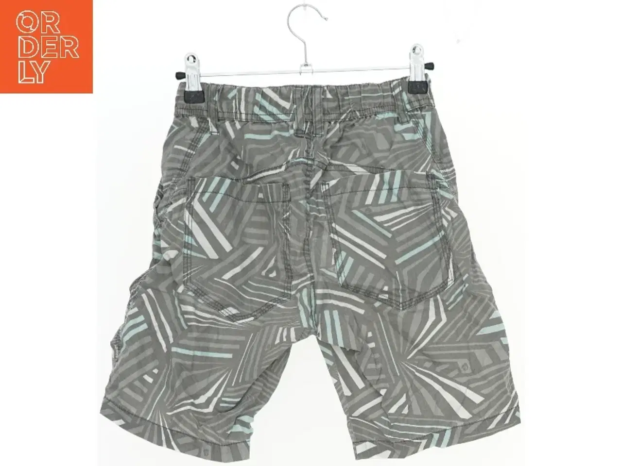 Billede 2 - Sommer shorts med mønster fra H&M (str. 140)