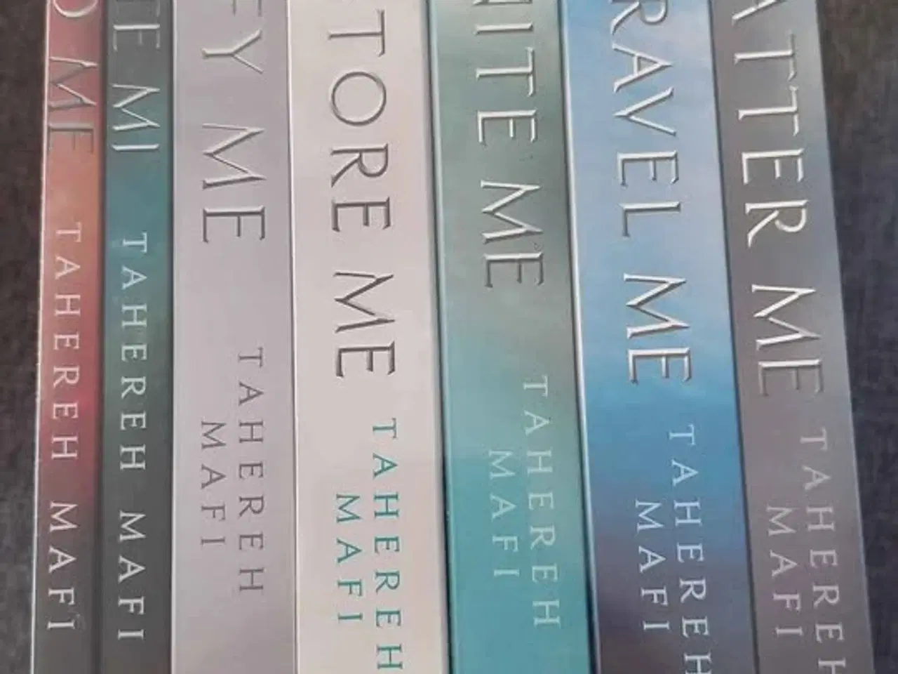 Billede 1 - Shatter me bog serie