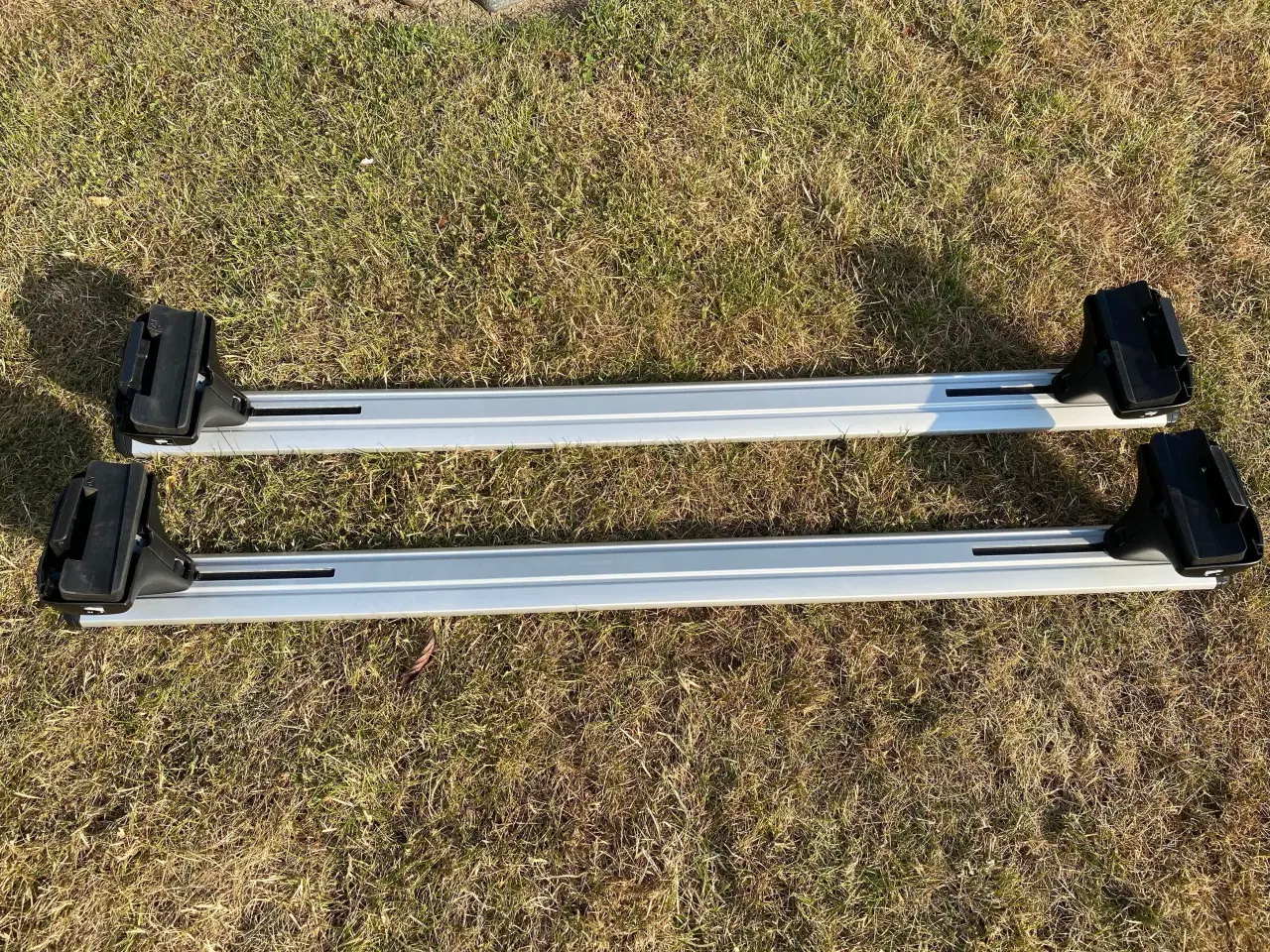 Billede 2 - Thule tagbøjler Wingbar Evo 118 + Rapid system 754