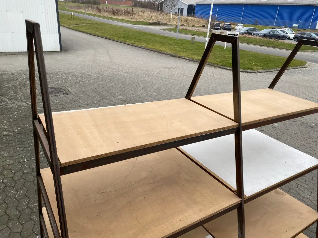 Billede 4 - Metal reol med hjul