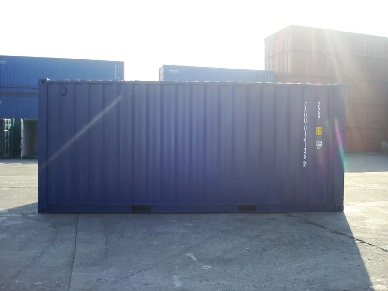 Billede 2 - ny 20 fods container blå
