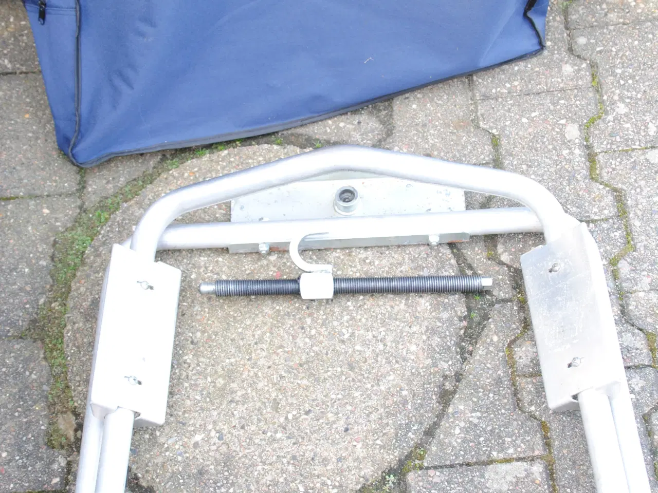 Billede 2 - Niveauregulering  Milenco Caravanlift