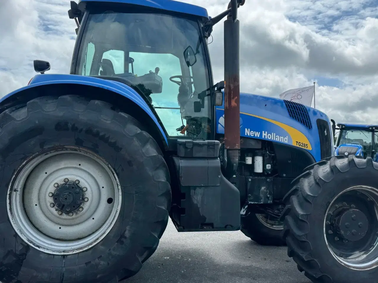 Billede 9 - New Holland TG285 MED AFFJEDRET FORAKSEL!