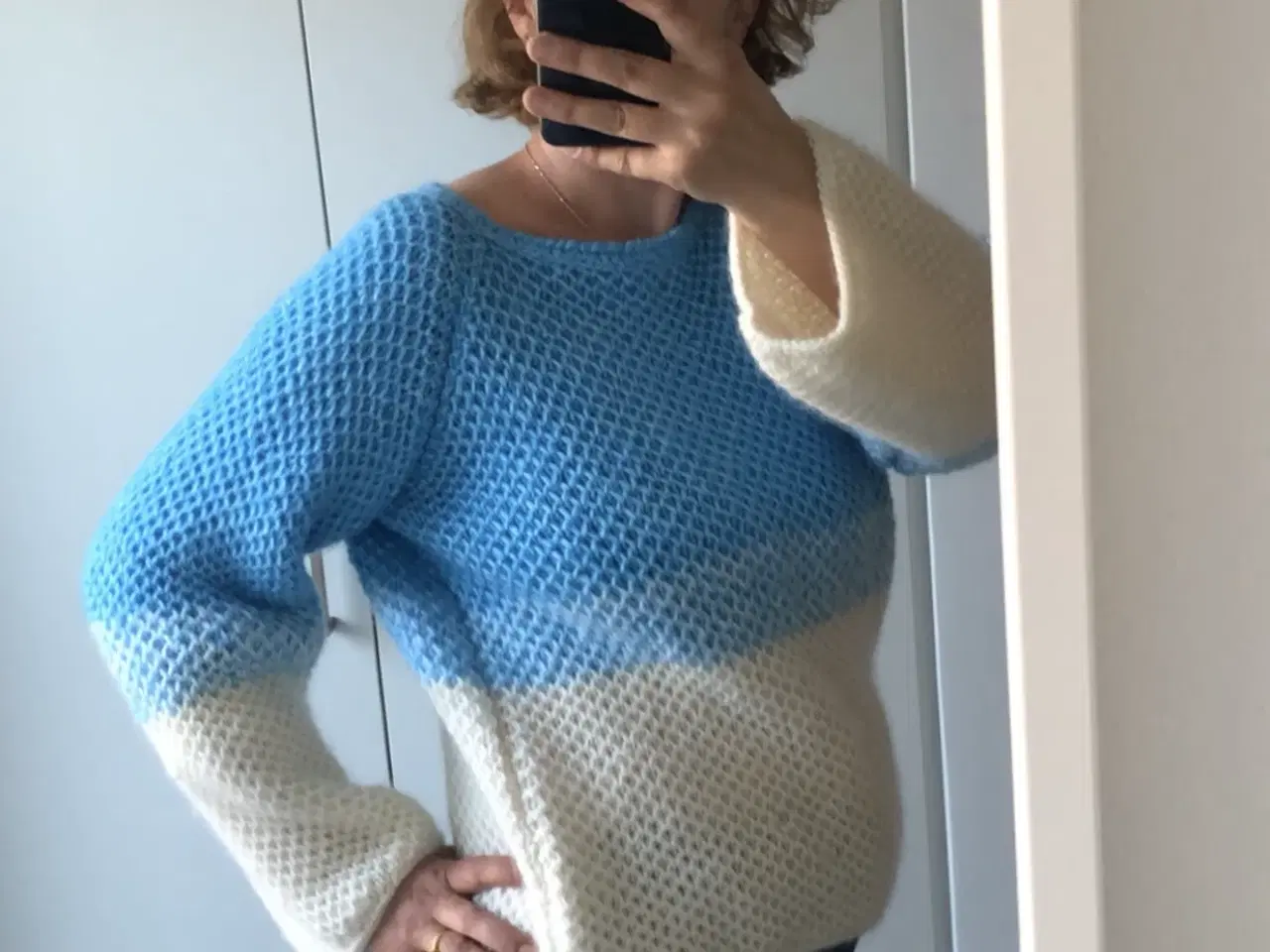 Billede 1 - Strikket sweater. Ny. Uld/ kid silk. Str M/ L