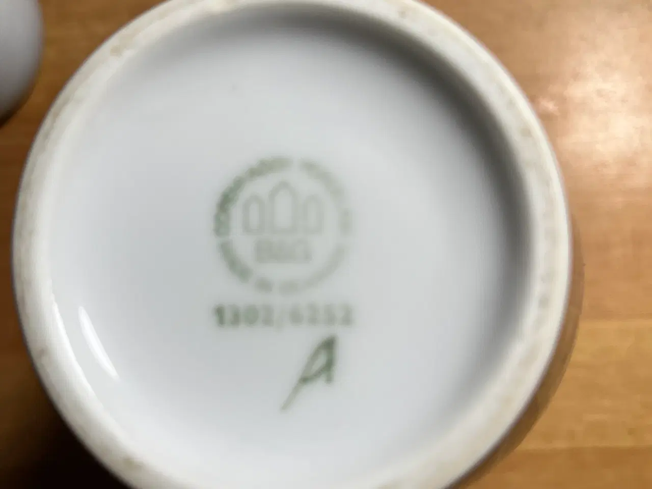 Billede 1 - Vaser med motiver.