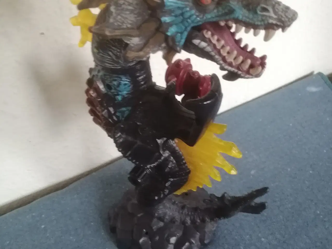 Billede 1 - Flot Vikings: Sea Wyvern Chap Mei Figur