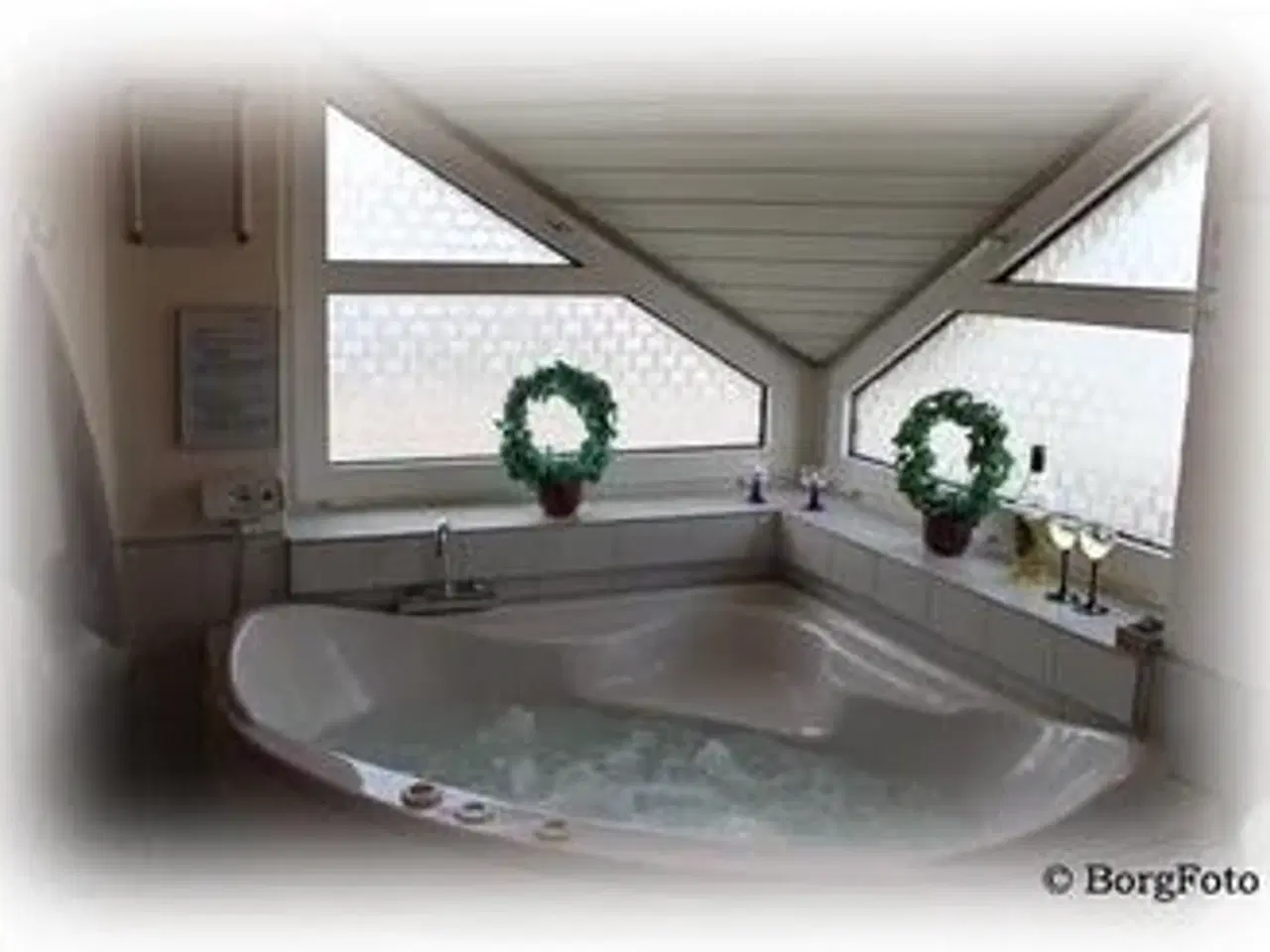 Billede 2 - I hjertet af Nationalpark Thy i Klitmøller har vi et 10 pers. luksus sommerhus med spa-bad til leje.