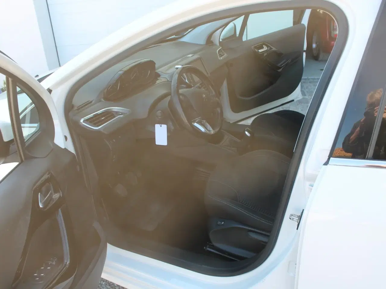 Billede 10 - Peugeot 208 1,5 BlueHDi 100 Prestige Sky