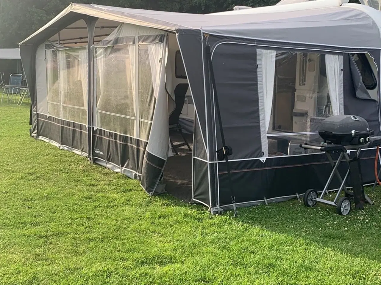 Billede 4 - Hobby La Vita KMF 545 med 3 meter dybt fortelt
