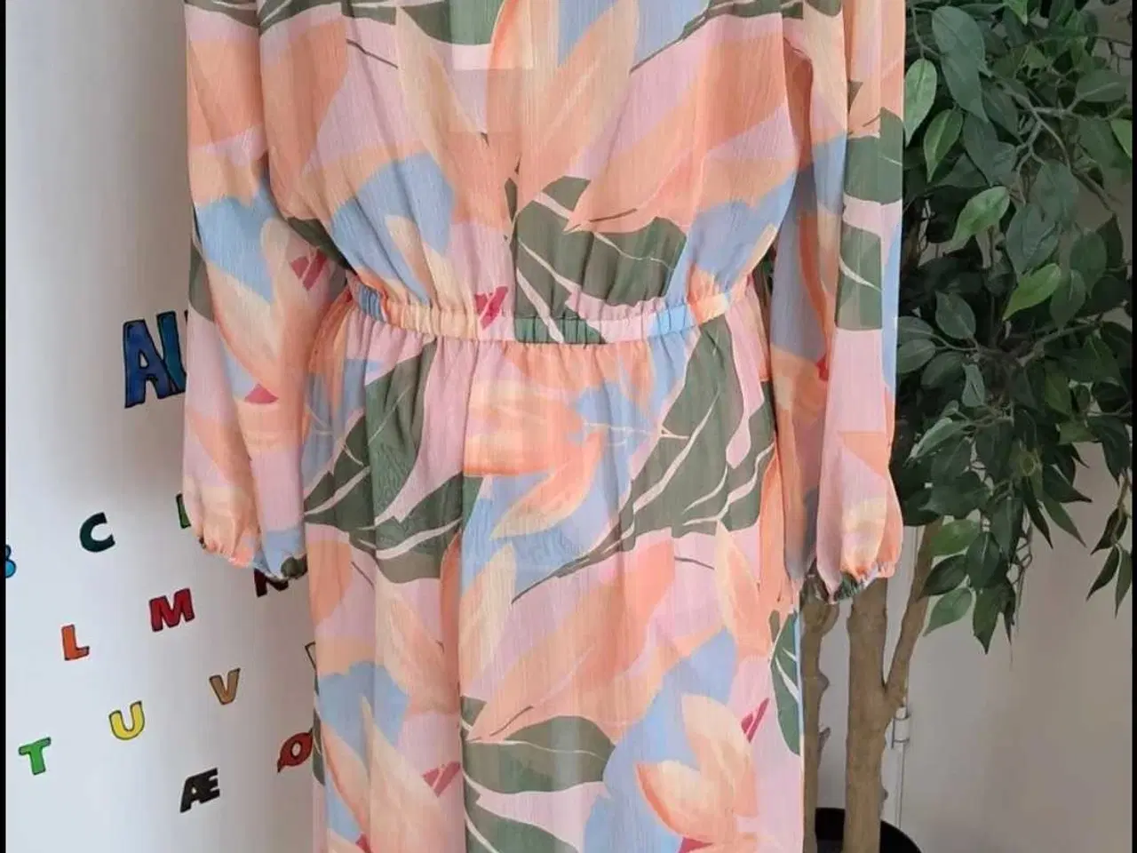 Billede 6 - Kjole. Rosemunde. Medium/38