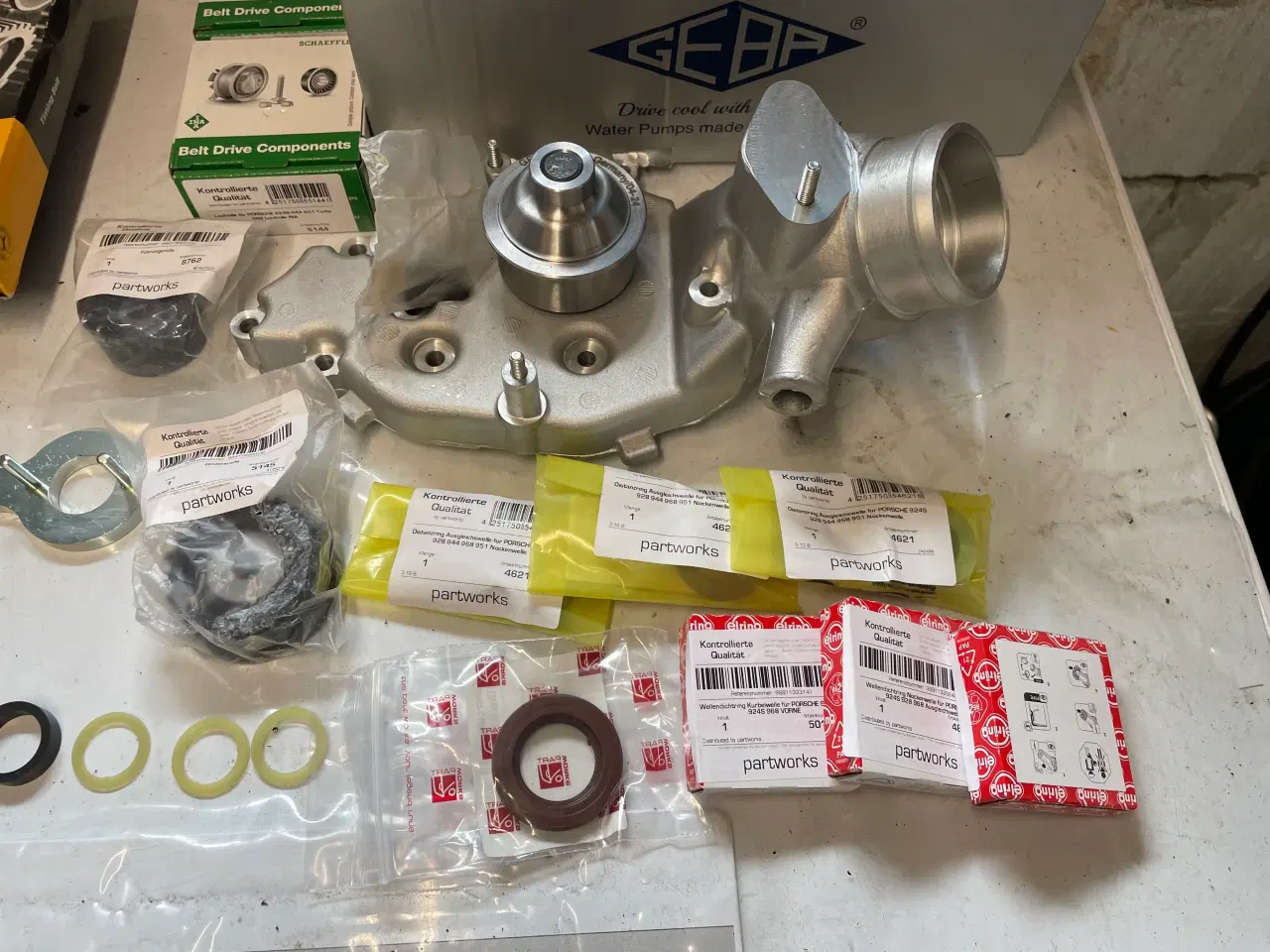 Billede 2 - Porsche 924S service kit