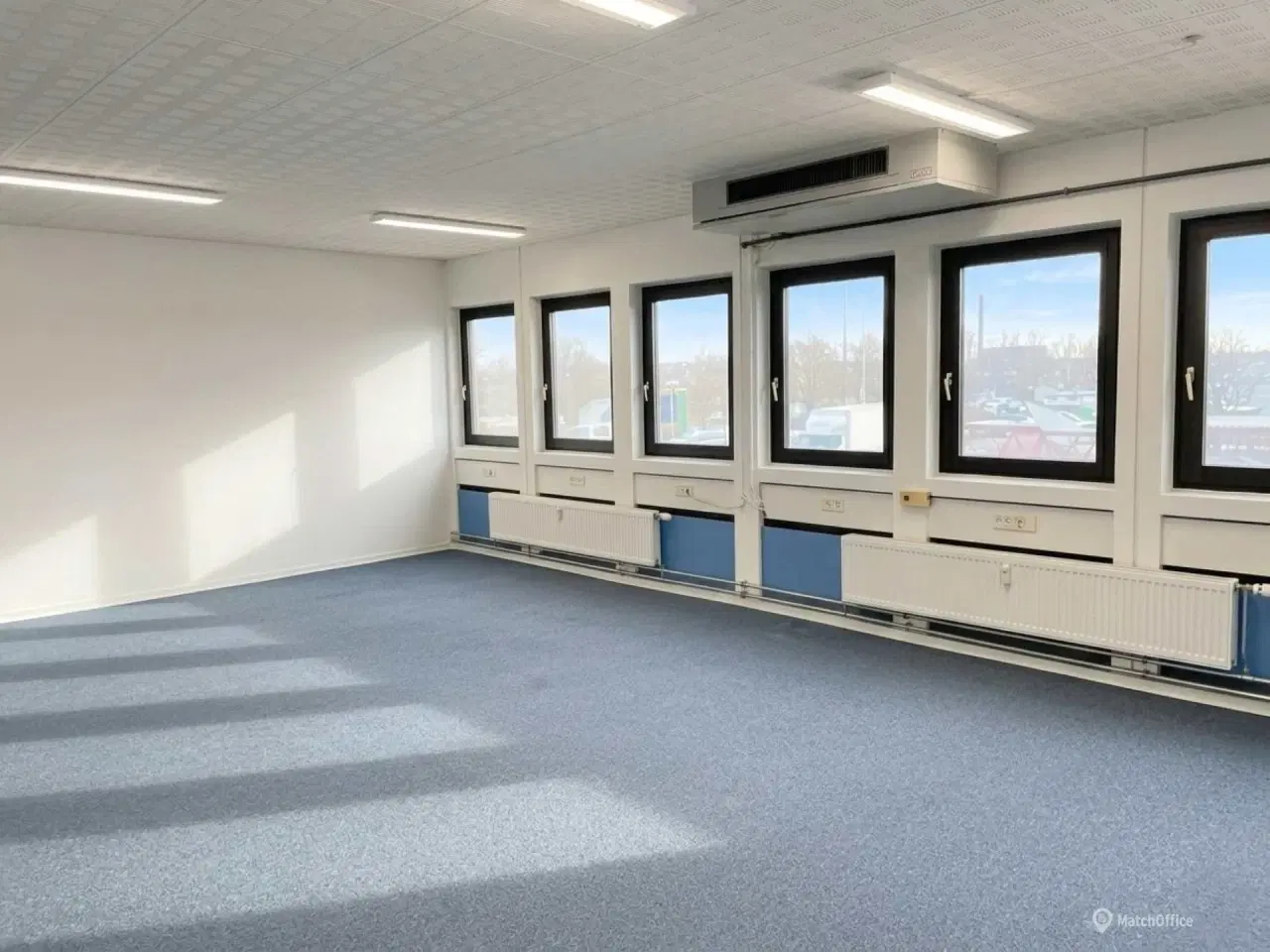 Billede 6 - Avedøre - 1.157 m² lager/showroom og kontor samt 600m² indhegnet oplagsareal.