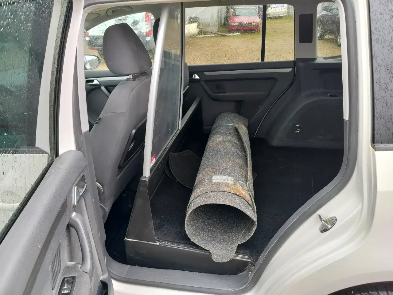 Billede 11 - VW Touran 2,0 TDI Automatgear godt brugt 