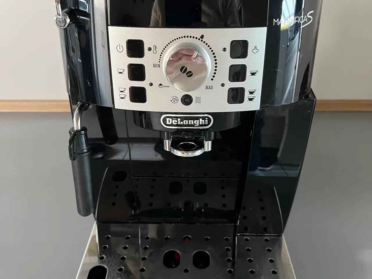 Billede 1 - DeLonghi Magnifica S kaffemaskine 