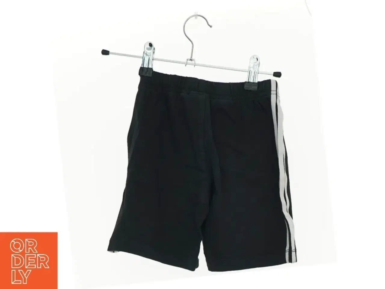 Billede 2 - Shorts fra Adidas (str. 98 cm)