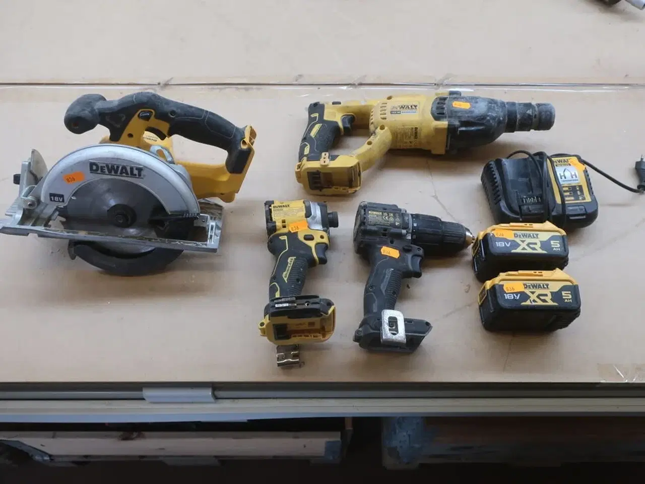 Billede 1 - 4 stk. elværktøj DEWALT