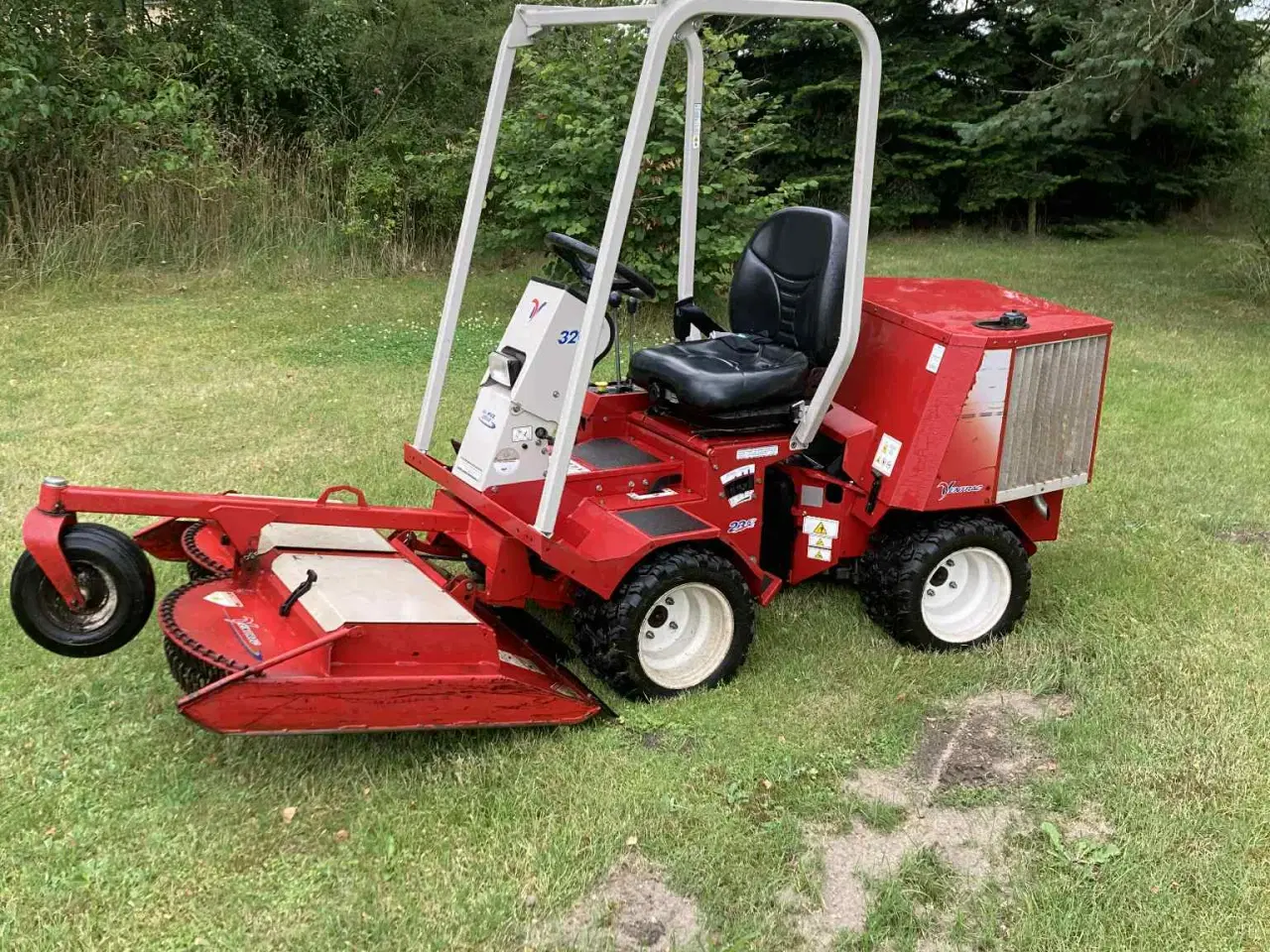 Billede 2 - Ventrac 3200 med tilbehør 