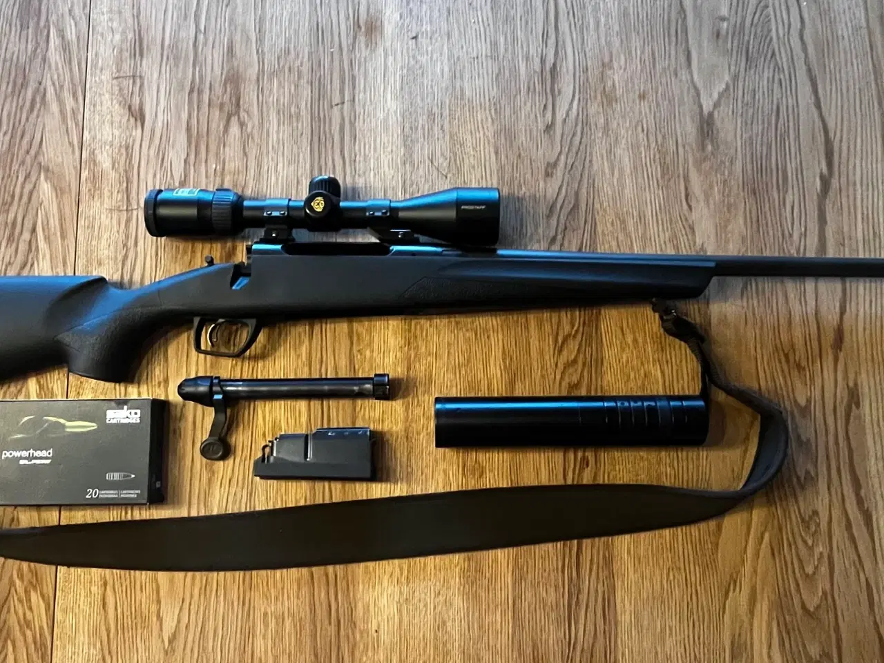 Billede 2 - Remington .270 Win med kikkert, dæmper & kuffert