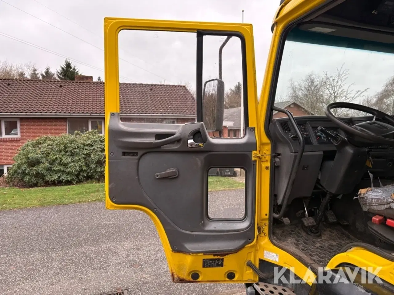 Billede 11 - Lastbil Volvo Fl 18 E 4x2 Luft med HMF 1430 kran