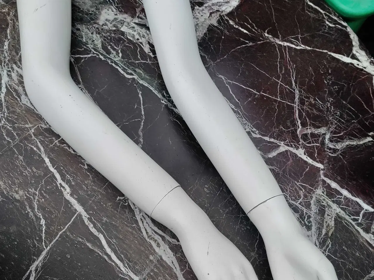 Billede 2 - Arme til mannequin 