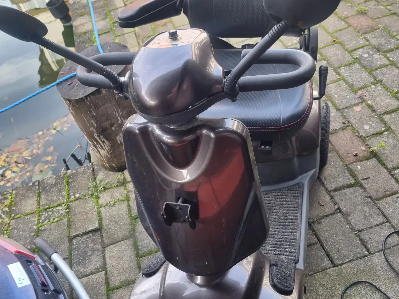 Billede 1 - Ny serviceret Elscooter nye batterier og kul